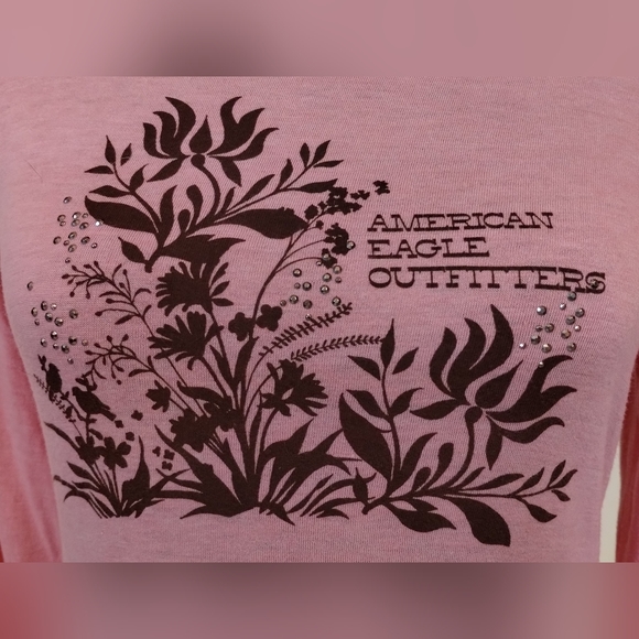 American Eagle Outfitters long-sleeved Tee - Picture 3 of 5
